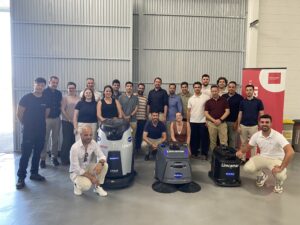 La inteligencia artificial redefine la limpieza profesional: Limcamar y Gausium impulsan el nuevo estándar del sector